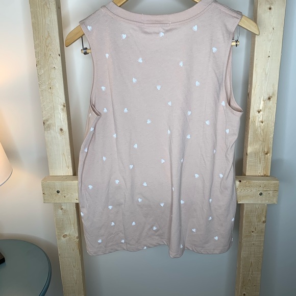 C & C Sleeveless Heart Top Size Medium - Picture 2 of 4
